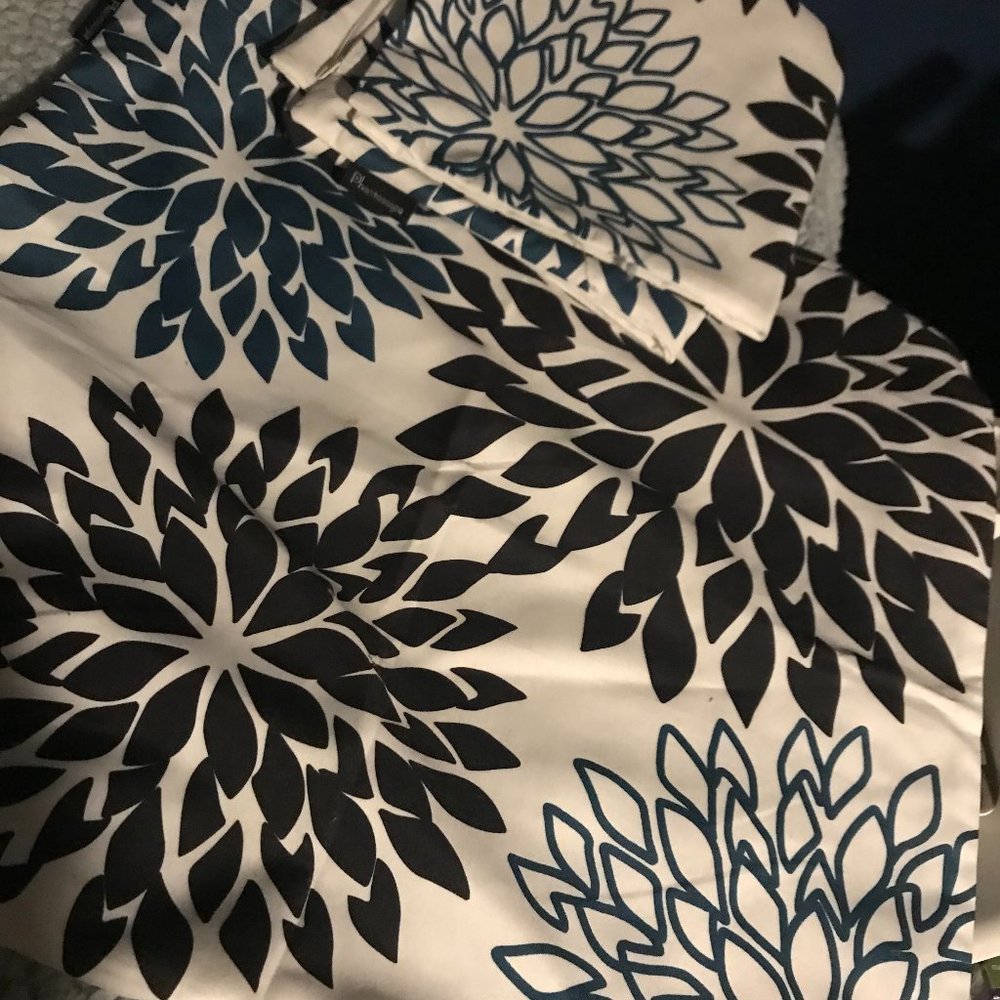 3 MATCHING PILLOWCASE SET!